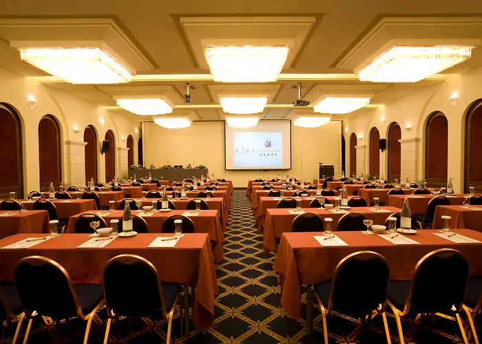 Heraklion (Crete) hotels near Venetian Walls and Tomb of Nikos Kazantzakis