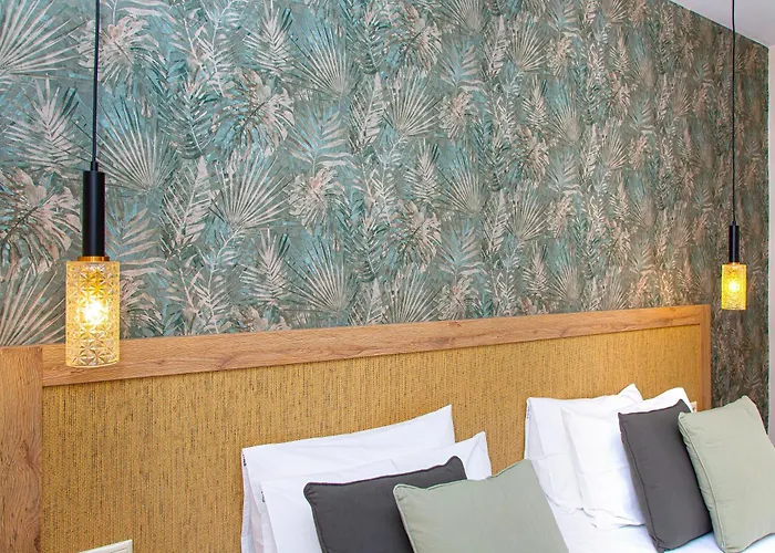 Malia (Crete) Dog Friendly Lodging and Hotels