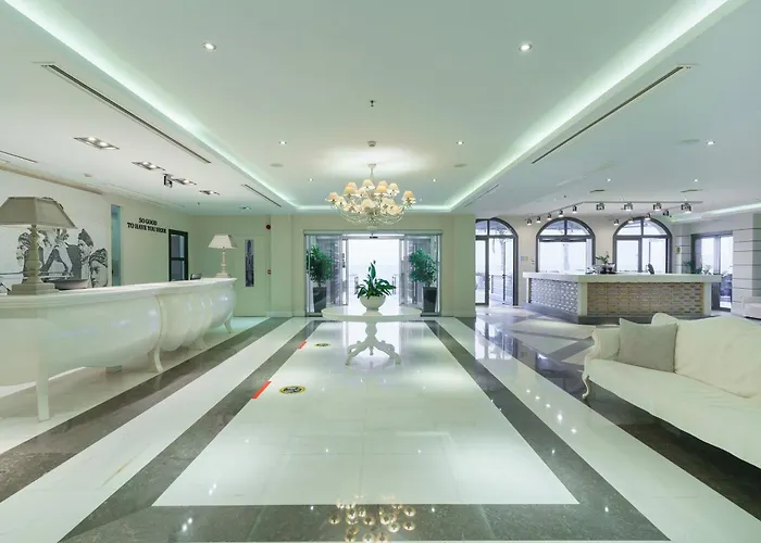 Aegean Pearl Hotel Rethymno  5 star