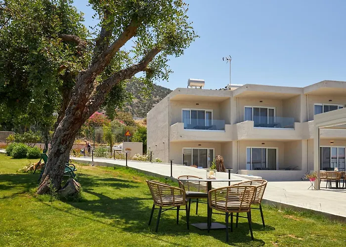 Mila Malia Suites