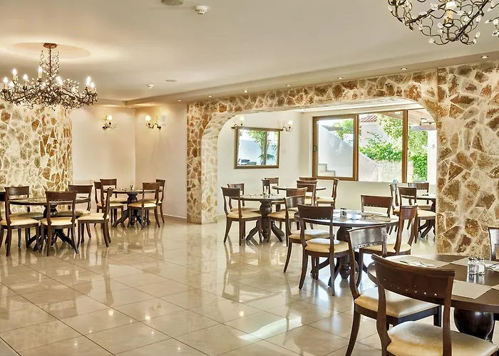 Tavronitis (Crete) Hotels