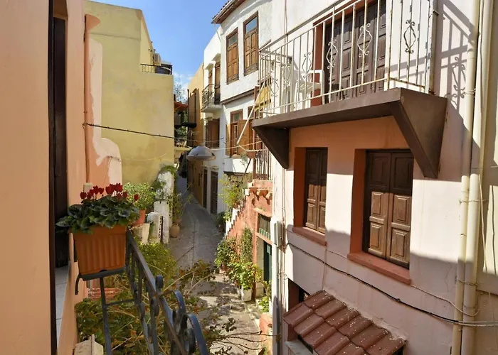 Chania (Crete) hotels near Nea Chora